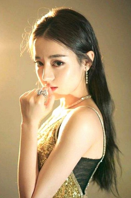 周杰伦依旧稳坐音乐天王宝座，娱乐圈吃瓜热议不断