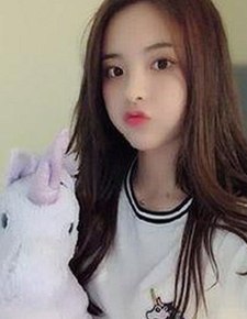 杨超越背后的明星八卦与娱乐圈发型变迁揭秘